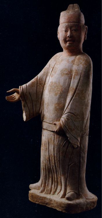 Чиновник. Китайская статуэтка периода  Тан. 
