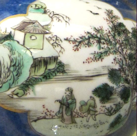 В китайской деревне. Рис. на вазе 18 века.  Китай. Эрмитаж. фото Лимарева В.Н.