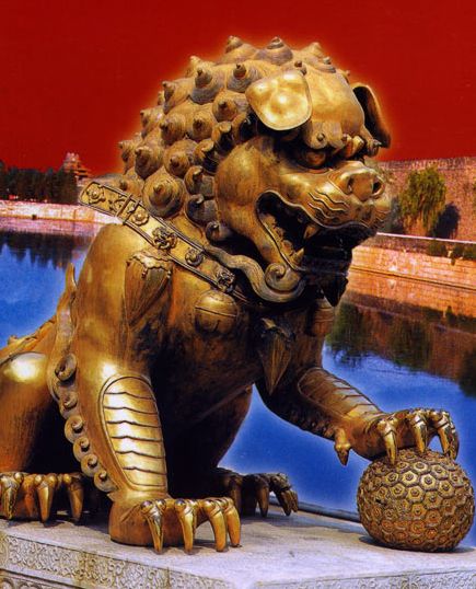 Китайский лев. Запретный город. Пекин.